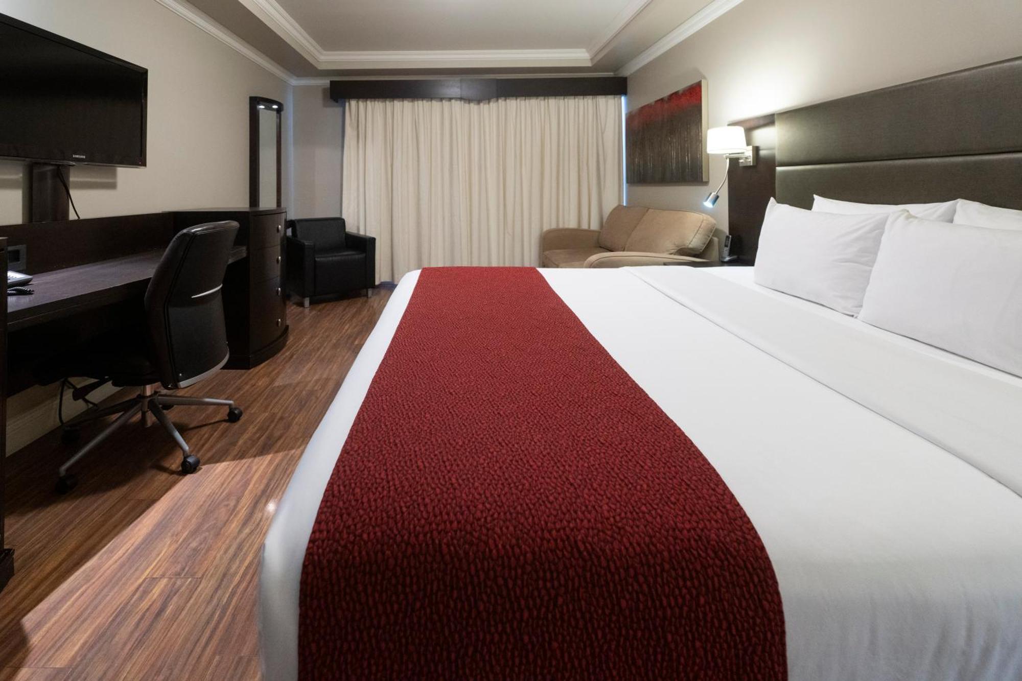 Hotel & Suites Le Dauphin ดรัมมอนวิลล์ ภายนอก รูปภาพ